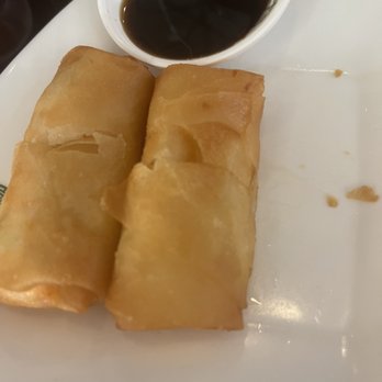 Tim Ho Wan - F2. Deep-Fried Spring Roll with Egg White and Shrimp - Dim Sum Near Me - Katy, Texas