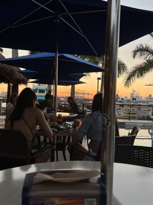 Monty's Sunset - South Beach by null