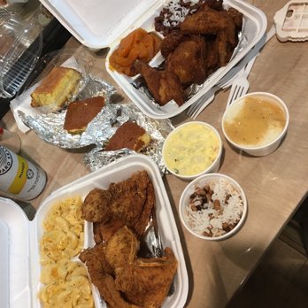 R Kitchen - Soul Food Near Me - Lakewood, California R Kitchen - Soul Food Near Me - Lakewood, California