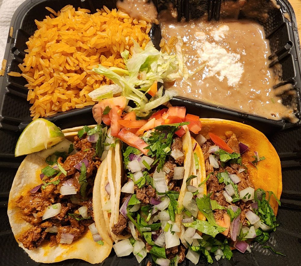 El Jefe Birria & Tacos