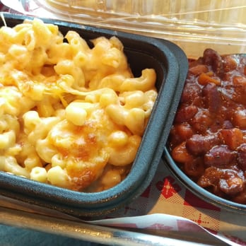 Sharko's BBQ - Mac n cheese and baked beans - Barbeque Near Me - Naperville, Illinois