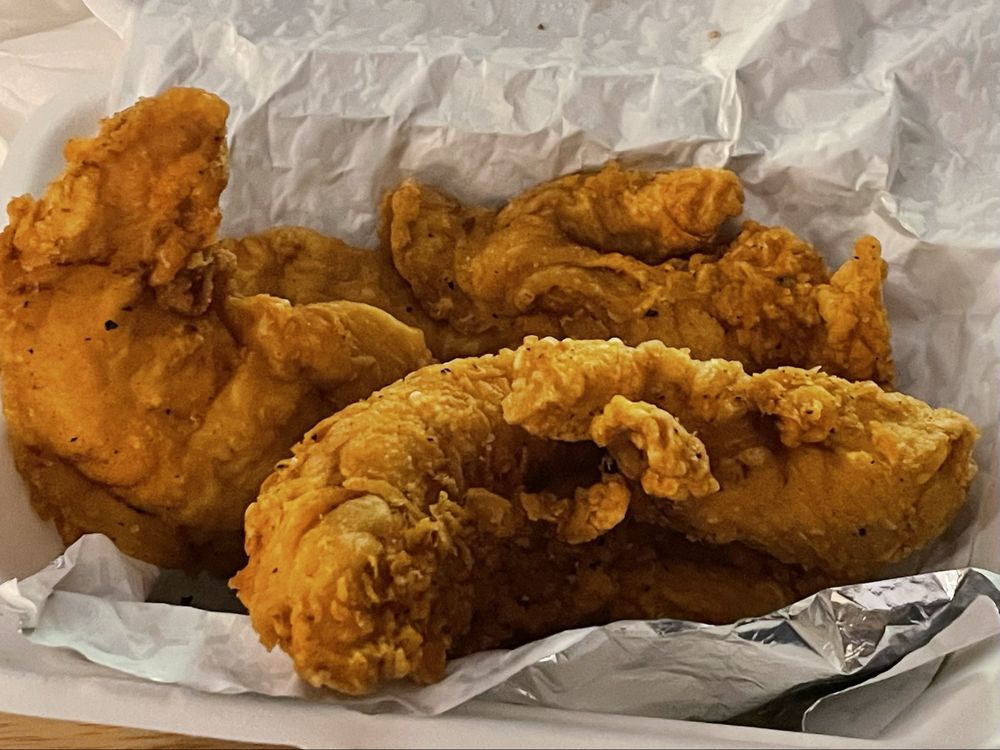 Deen’s Bistro