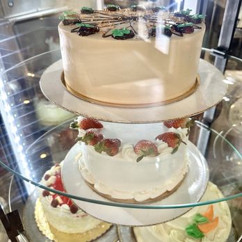 Cafe Dantorels - Freeport bakery - Cafes Near Me - Sacramento, California