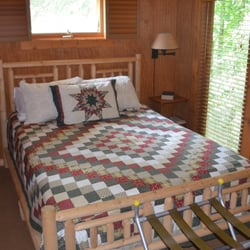 Banner Haven Bed & Breakfast & Cabin Rentals - Creekside Cabin