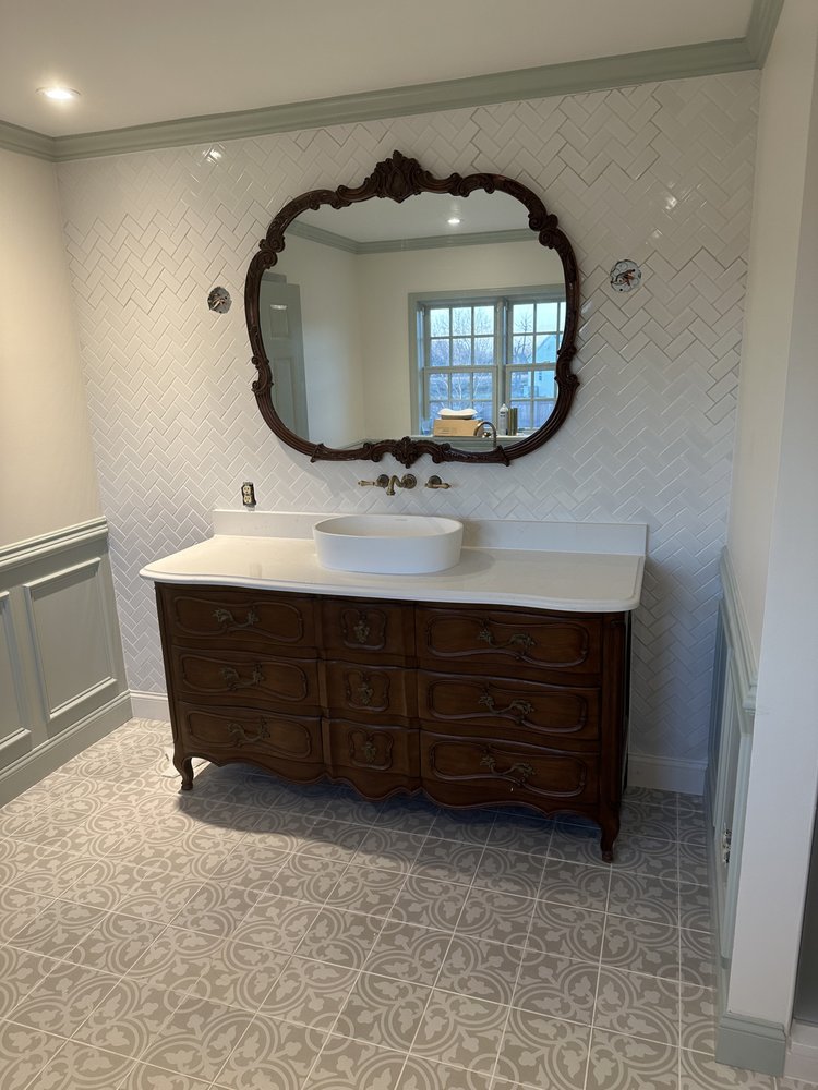 Slide of Anton’s Handyman Services