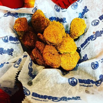 BuffaLouie's - Chicken Wings Near Me - Bloomington, Indiana