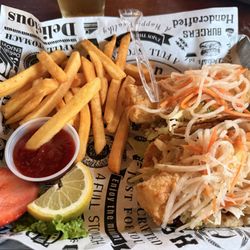 Worlds End Public House - Cod Fish Tacos