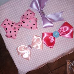 Bcuz Homemade Is Better Gifts - Hair bows