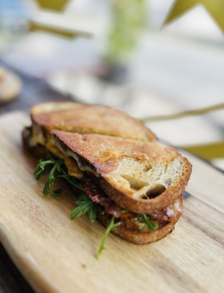 Lo/Cal Coffee & Market