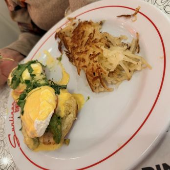 Sunliner Diner - *Avocado Benedict (3 out of 5) - Diners Near Me - Pigeon Forge, Tennessee