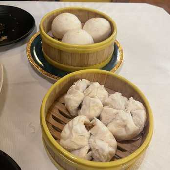 Aberdeen Cafe - Steamed Pork Buns(bottom of pic) and Egg Custard Bun(top of pic) - Dim Sum Near Me - Martinez, California