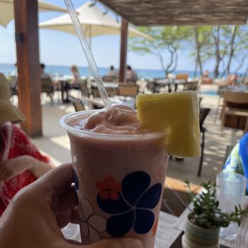 Naupaka Beach Grill - Strawberry banana smoothie - Cocktail Bars Near Me - Kamuela, Hawaii Naupaka Beach Grill - Strawberry banana smoothie - Cocktail Bars Near Me - Kamuela, Hawaii