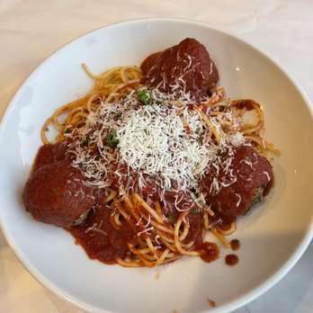 MA'S Italian Kitchen - MA'S CLASSIC SPAGHETTI & MEATBALLS - Italian Near Me - Burbank, California MA'S Italian Kitchen - MA'S CLASSIC SPAGHETTI & MEATBALLS - Italian Near Me - Burbank, California