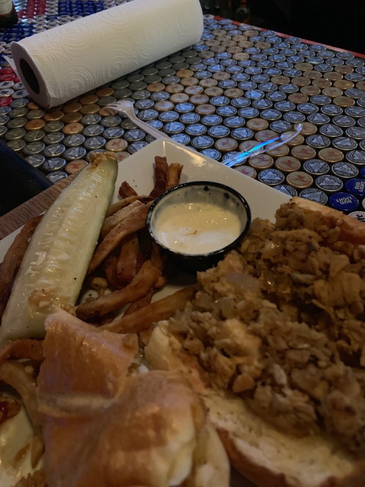 CHENEY’S ON THE PIKE Updated September 2024 1804 Newport Gap Pike