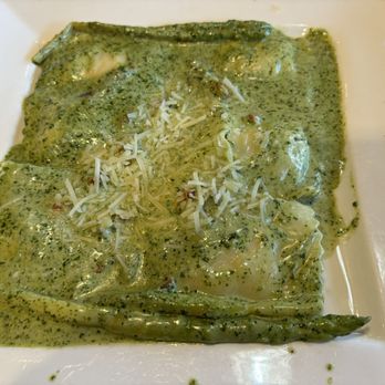 Sal's by Victor - Smoked Chicken Ravioli Dinner - Italian Near Me - Williamsburg, Virginia