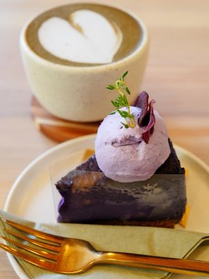 Sweet Glory on Inner Sunset by null