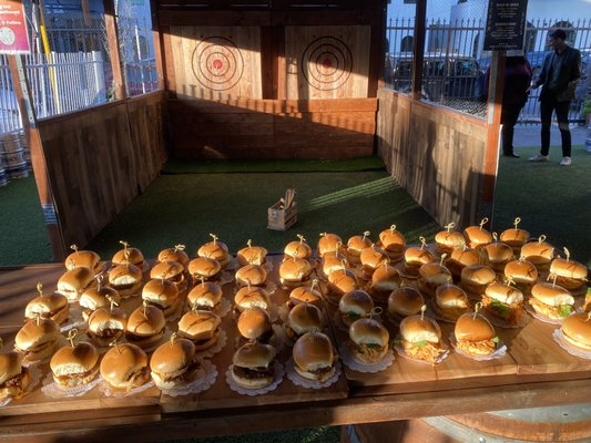 Hatchet Hound by null