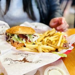 Longhorn Cafe - Bacon Cheeseburger