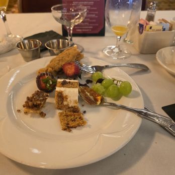 The Queen Mary - Un EATABLE FOOD - Hotels Near Me - Long Beach, California The Queen Mary - Un EATABLE FOOD - Hotels Near Me - Long Beach, California
