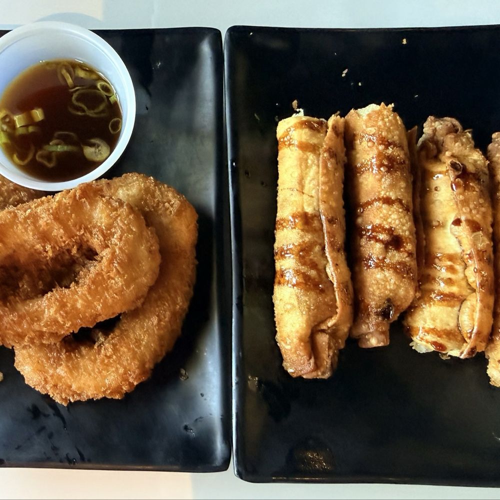 2 Tha Joint Sushi - Calamari rings and Yakiton - Sushi Bars Near Me - Reno, Nevada 2 Tha Joint Sushi - Calamari rings and Yakiton - Sushi Bars Near Me - Reno, Nevada
