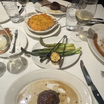 MORTON’S THE STEAKHOUSE - Updated September 2025 - 711 Photos & 597 ...