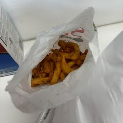 Santini's New York Style Deli - McLean - Curly fries