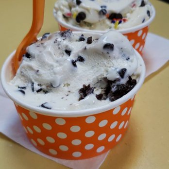 The Magic Cow - Ice Cream & Frozen Yogurt Near Me - Davie, Florida