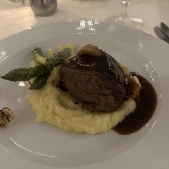 The Dining Room - Steak with the fluffiest potatoes - American Near Me - Hot Springs, Virginia The Dining Room - Steak with the fluffiest potatoes - American Near Me - Hot Springs, Virginia