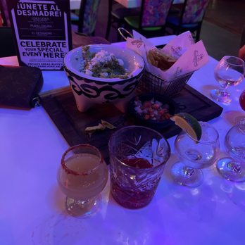 Kalaveras - Dinner and drinks - Cocktail Bars Near Me - Hollywood, California