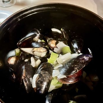 Antoine's Restaurant - Blue Cheese Mussels - French Near Me - Sarasota, Florida