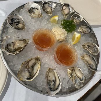 The Crawfish Hut - Seafood Near Me - Burien, Washington