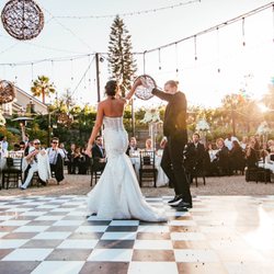 Avalon Pictures - Wedding Photographer and Videographer Commercial Corporate Photographers Videographers Indian Photographer Affordable photo video production