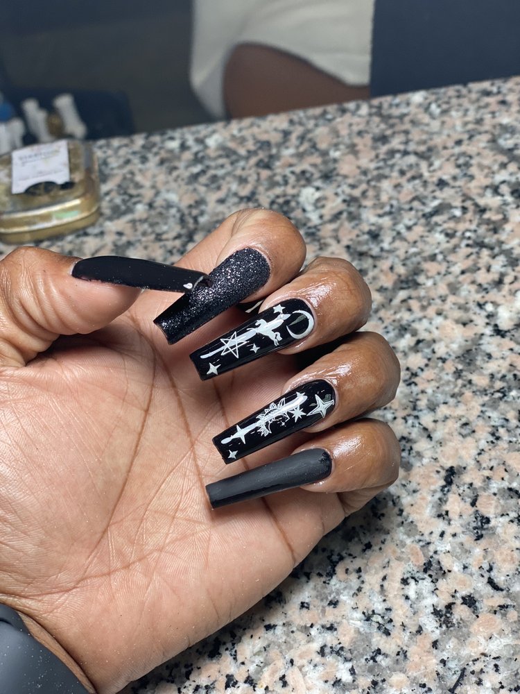 NAILS LUV Updated September 2024 240 Photos & 187 Reviews 2530