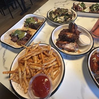 Oak & Ember - Carne asada tacos, fríes, wings, tacos de lengua - Halal Near Me - Ontario, California Oak & Ember - Carne asada tacos, fríes, wings, tacos de lengua - Halal Near Me - Ontario, California