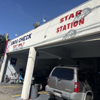 Smogs Just Smogs - Exterior - Smog Check Stations Near Me - Santa Monica, California Smogs Just Smogs - Exterior - Smog Check Stations Near Me - Santa Monica, California