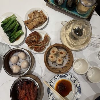 Yank Sing - The spread. Chicken feet and the pan fried dumplings were outstanding - Dim Sum Near Me - San Francisco, California Yank Sing - The spread. Chicken feet and the pan fried dumplings were outstanding - Dim Sum Near Me - San Francisco, California