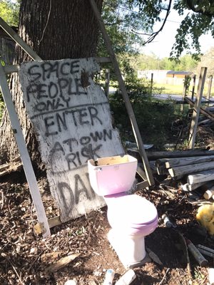 UFO Welcome Center by null