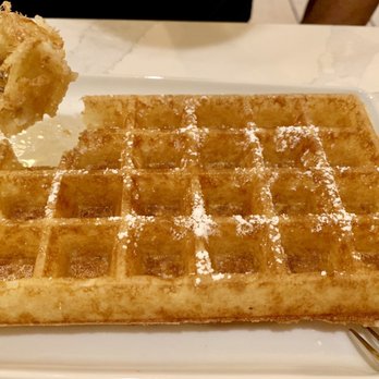 Le Petit Belge - Waffle - Breakfast & Brunch Near Me - Vancouver, British Columbia