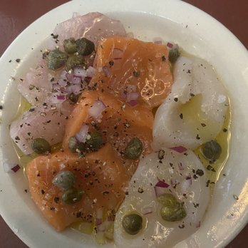 Found Oyster - Crudo plate - Seafood Near Me - Los Angeles, California Found Oyster - Crudo plate - Seafood Near Me - Los Angeles, California