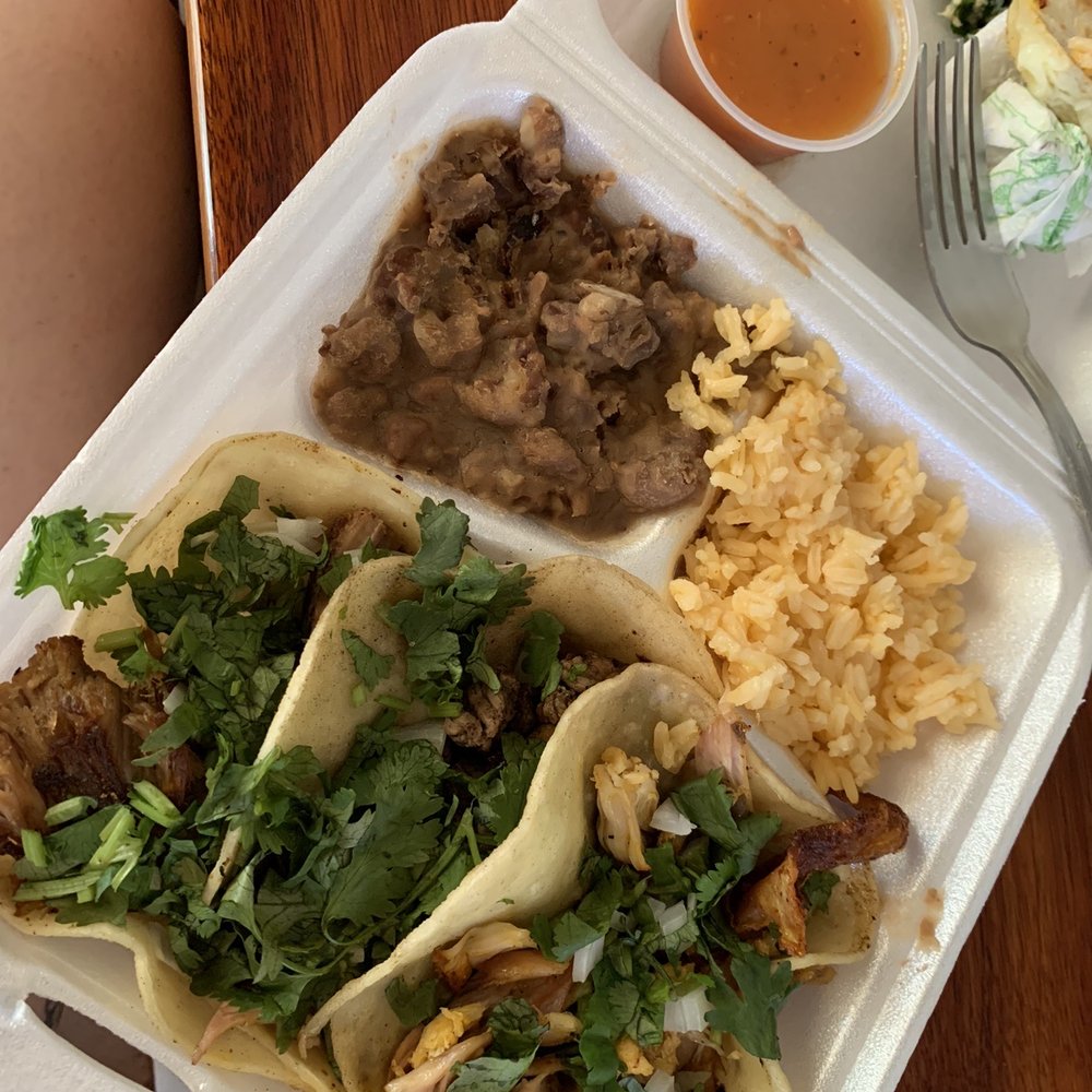 3 taco plate. 1 chicken, 1 beef, 1 pork.