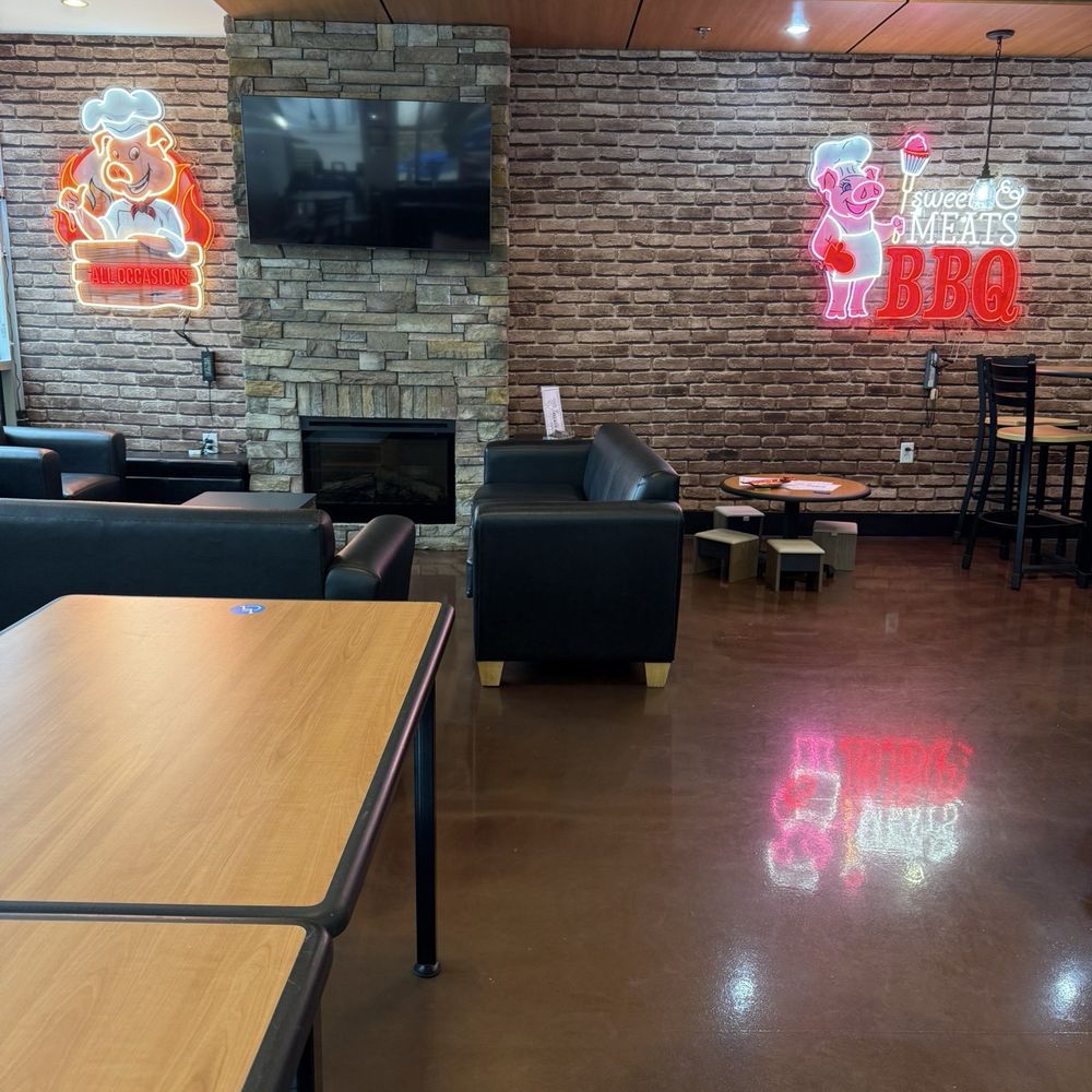 Sweets & Meats BBQ Restaurant - Interior - Barbeque Near Me - Cincinnati, Ohio Sweets & Meats BBQ Restaurant - Interior - Barbeque Near Me - Cincinnati, Ohio