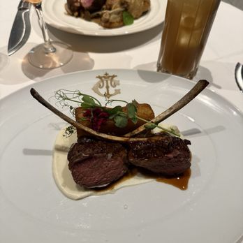 Turner's Cut - Colorado Lamb Chops - Cocktail Bars Near Me - Houston, Texas Turner's Cut - Colorado Lamb Chops - Cocktail Bars Near Me - Houston, Texas