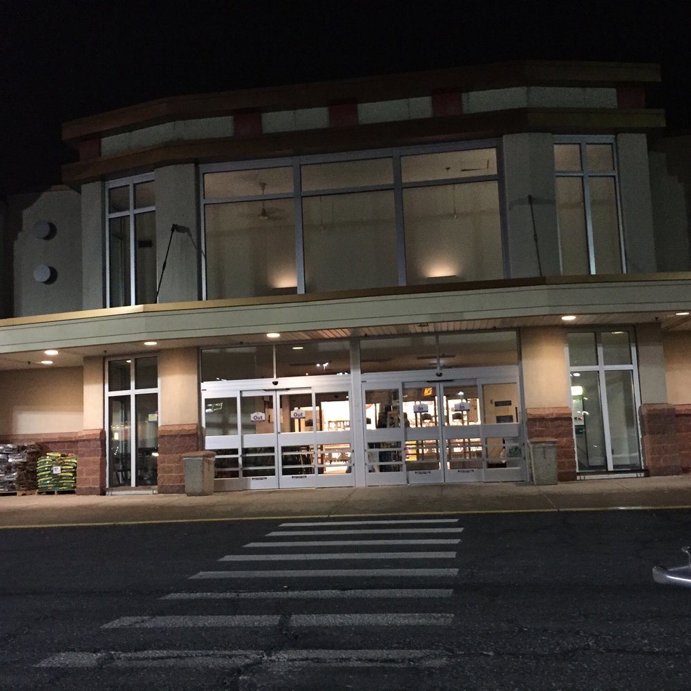 Stop & Shop - Grocery Near Me - Aberdeen, New Jersey Stop & Shop - Grocery Near Me - Aberdeen, New Jersey