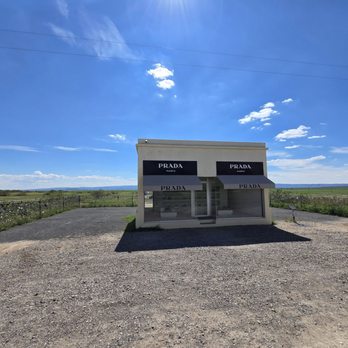 Prada Marfa - Prada Marfa - Art Galleries Near Me - Valentine, Texas