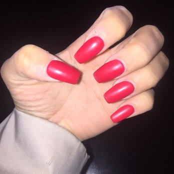Le's Nails & Spa - Matte Red Nails by Anna - Nail Salons Near Me - Duluth, Georgia
