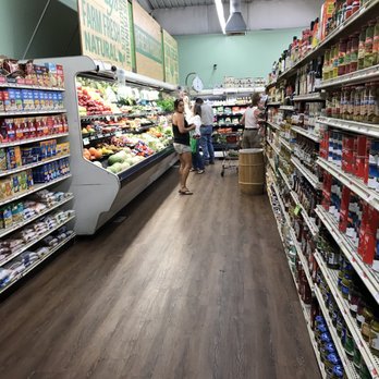 Leonard's Market - Grocery Near Me - Portola, California