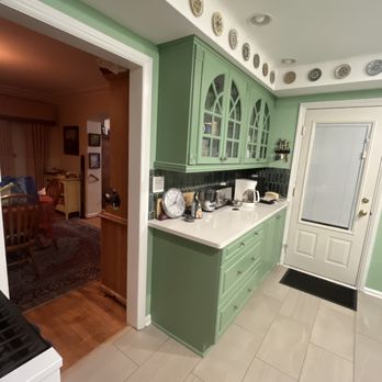 Todd Wire Construction & Masonry - New countertop, backsplash and paint - Masonry/Concrete Near Me - Grosse Pointe Farms, Michigan Todd Wire Construction & Masonry - New countertop, backsplash and paint - Masonry/Concrete Near Me - Grosse Pointe Farms, Michigan