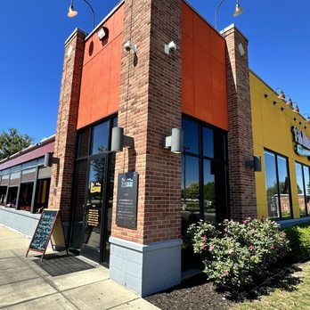 El Patron - the exterior of a restaurant - Mexican Near Me - Holland, Michigan