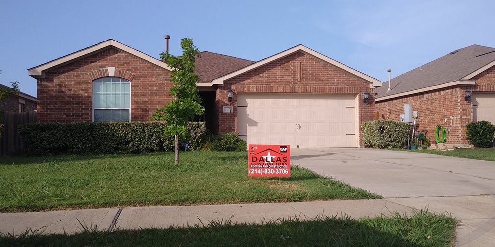 Slide of Dallas Contractors