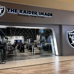 I am NOT a Raider fan (Minnesota Vikings) but this store is great for Raider fans of all ages and sizes